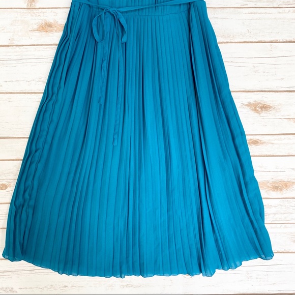 ASOS teal pleated dress with tie waist - Picture 4 of 5